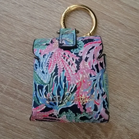 Airpod case, for Air Pod 1 or 2. NWOT - Picture 2 of 3